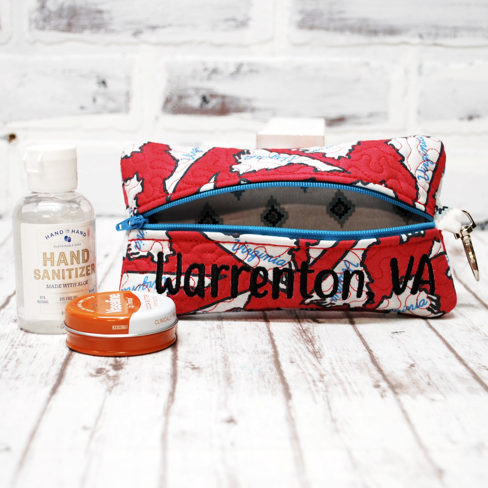 Virginia Personalized Quilted Pouch – Persunly